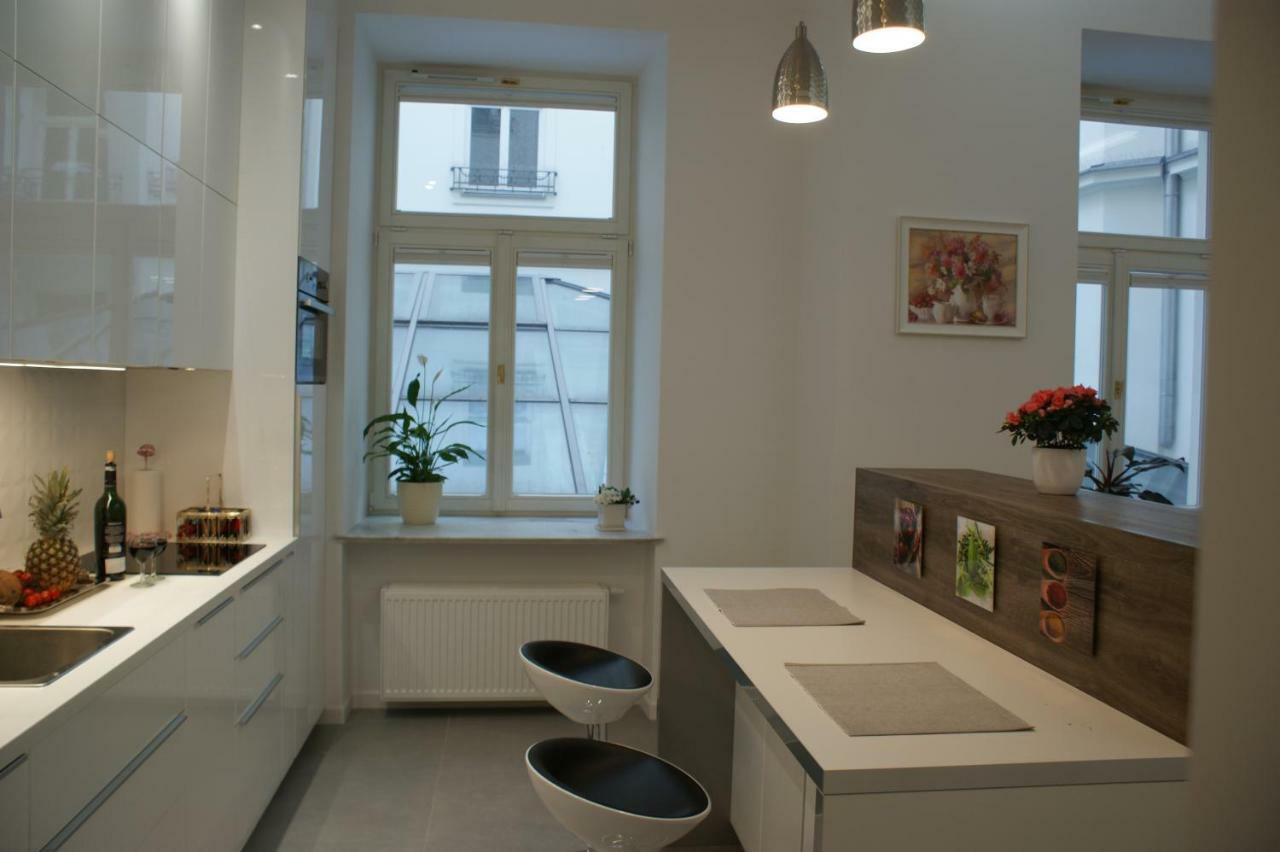 Lovely Apartment- Poznanska 16 Warsaw Exterior photo